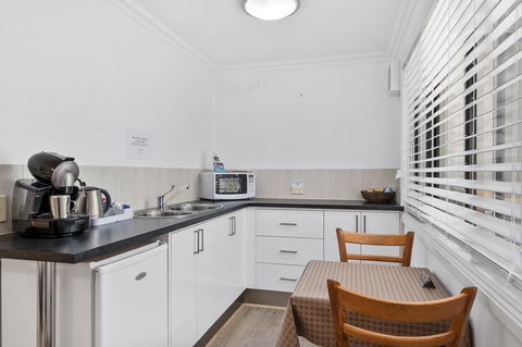 Oyster Cove Chalet - Northern Rivers Accommodation 9