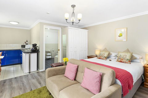 Oyster Cove Chalet - Northern Rivers Accommodation 8