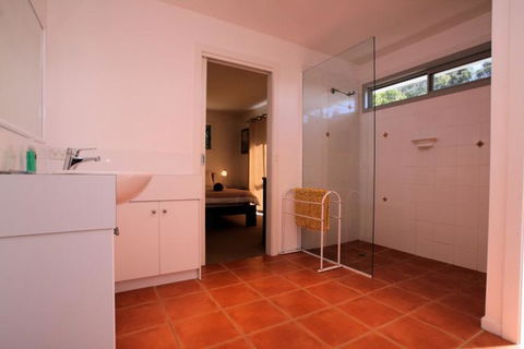 Suntrap Cove Bicheno - Northern Rivers Accommodation 32
