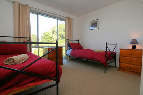 Suntrap Cove Bicheno - Northern Rivers Accommodation 17