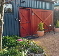 The WeareHouse In Deloraine - Northern Rivers Accommodation