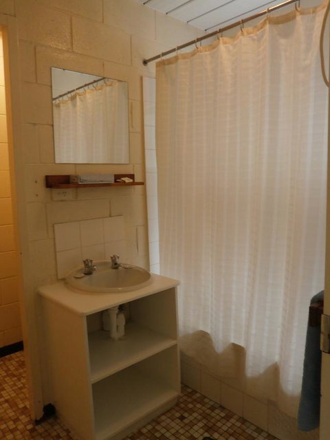 Aberdeen Court Apartments - Northern Rivers Accommodation 16