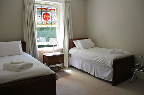 Old Bishop\'s Quarters Heritage, Modern & Unique Accommodation - Northern Rivers Accommodation 8