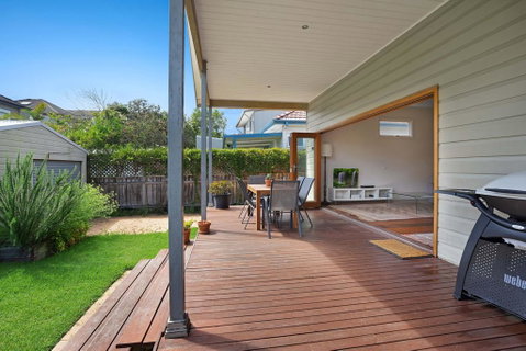 Newcastle Executive Homes - Cooks Hill Cottage - Northern Rivers Accommodation 1