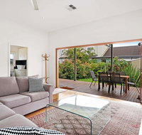 Newcastle Executive Homes - Cooks Hill Cottage - Northern Rivers Accommodation