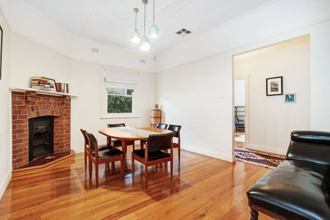 Newcastle Executive Homes - Cooks Hill Cottage - Northern Rivers Accommodation 2
