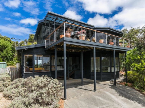 NICHE ON NOBLE - Ever Changing Vista - Northern Rivers Accommodation 0