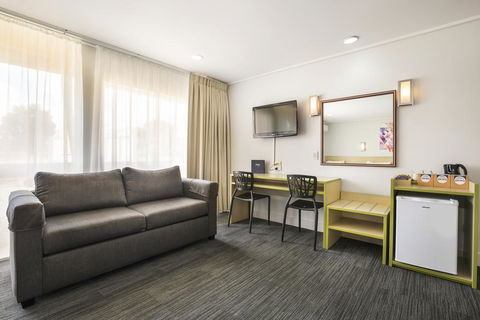 Nightcap At Coolaroo Hotel - Northern Rivers Accommodation 2