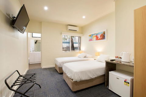 Nightcap At High Flyer Hotel - Northern Rivers Accommodation 2