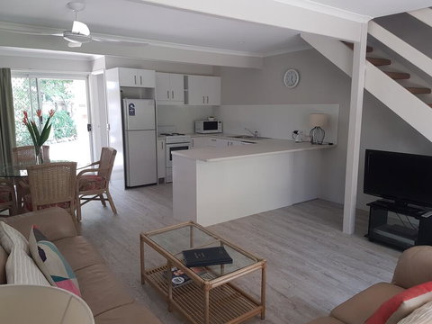 Noosa Gardens Riverside Resort - Northern Rivers Accommodation 1