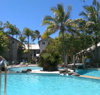 Noosaville Resort Living on Noosa River Gympie Terrace