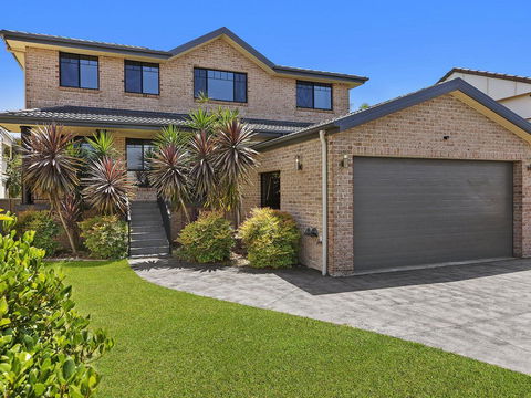 North Entrance Beach House - Northern Rivers Accommodation 0
