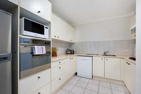 North Ryde Self Contained 2 Bed Apartment (37CULL) - Northern Rivers Accommodation 3
