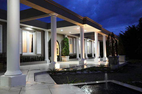 Norwood House Motel & Receptions - Northern Rivers Accommodation 2