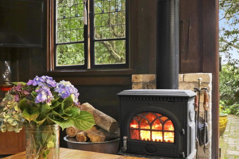 NUNGAROO COTTAGE - Northern Rivers Accommodation 0