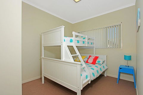 Ocean 1/42, Mollymook - Northern Rivers Accommodation 1