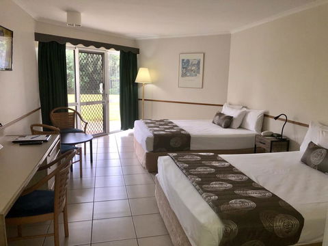Ocean International Hotel - Northern Rivers Accommodation 1