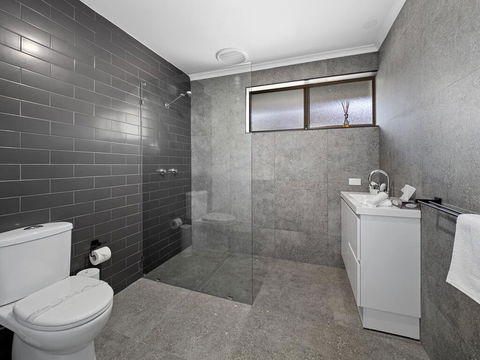 Ocean Park Motel & Holiday Apartments - Northern Rivers Accommodation 3