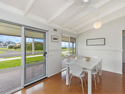 Ocean Spray Retreat - Northern Rivers Accommodation 2