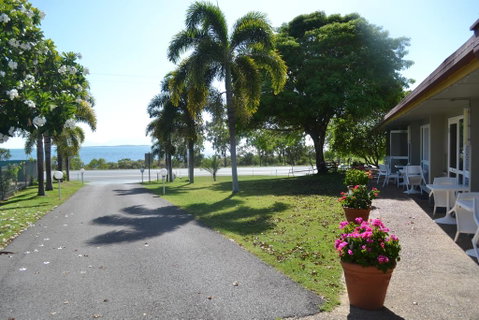 Ocean View Motel Bowen - Northern Rivers Accommodation 2