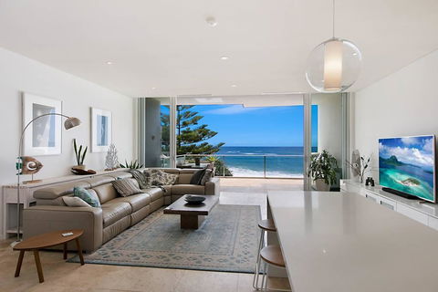 Oceanfront Penthouse, Stylish And Luxurious. - Northern Rivers Accommodation 0