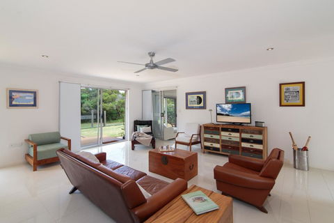 Oceanic Dr 133 - WHALE WATCHERS DELIGHT - Northern Rivers Accommodation 3