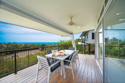Oleander Holiday Home - Airlie Beach - Northern Rivers Accommodation 1