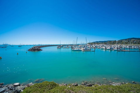 On The Point Airlie Beach - Northern Rivers Accommodation 3