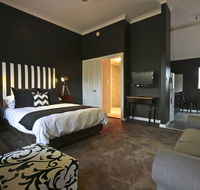 One Paddock Currency Creek Winery Villas - Northern Rivers Accommodation