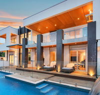 Opulent Oasis - Luxurious Old Dunsborough with Pool and Ocean Views - Northern Rivers Accommodation
