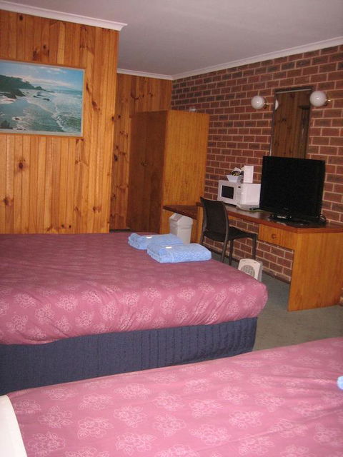 Orbost Country Road Motor Inn - Northern Rivers Accommodation 3