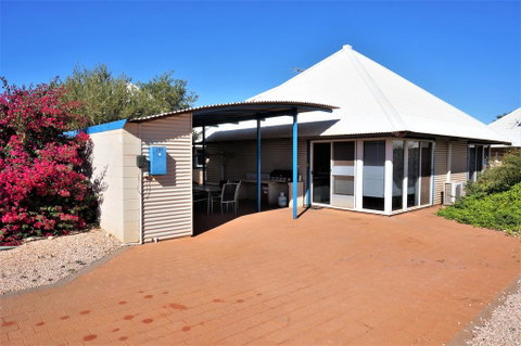 Osprey Holiday Village Unit 121 - Fantastic 3 Bedroom Holiday Villa With A Pool In The Complex - Northern Rivers Accommodation 1