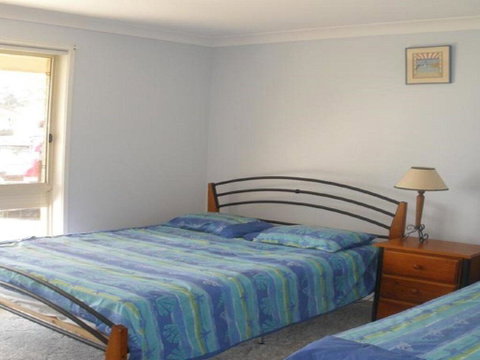 Ourimbah - Across From The Local Rock Pools - Northern Rivers Accommodation 2