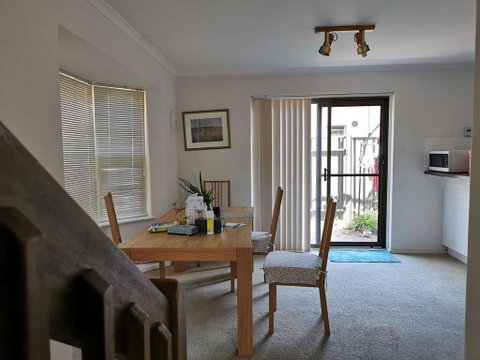 Outmantour Hostels - Northern Rivers Accommodation 1