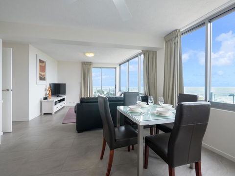 Pacific Towers Unit 4, 19 Ormonde Tce Kings Beach - Northern Rivers Accommodation 1