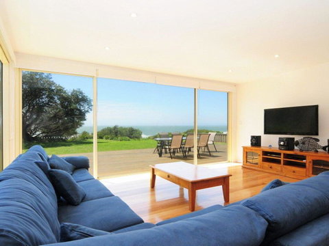 Pacific Views - Direct Access Onto Culburra Beach - Northern Rivers Accommodation 0