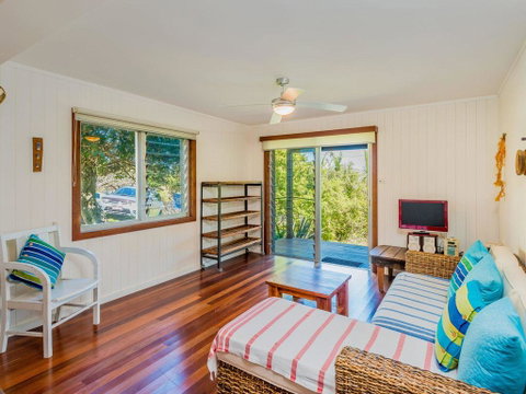 Pacifica 2 - Opposite The Beach At Brooms Head - Northern Rivers Accommodation 3