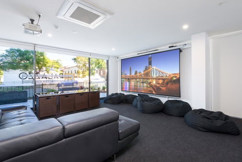 Palazzo Brisbane - Northern Rivers Accommodation 2