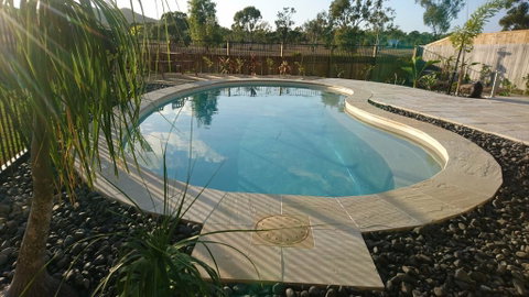 Palm Lakeside Holiday Home - Bowen, Whitsundays, Queensland - Northern Rivers Accommodation 3