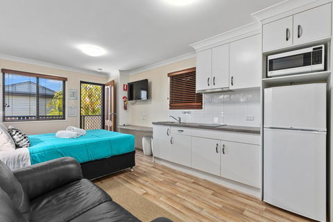 Palms Hervey Bay - Northern Rivers Accommodation 0