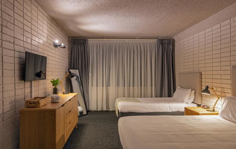 Palms Hotel - Northern Rivers Accommodation 2