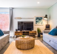 Pandanas Apartments 17B - Mollymook Beach - Northern Rivers Accommodation