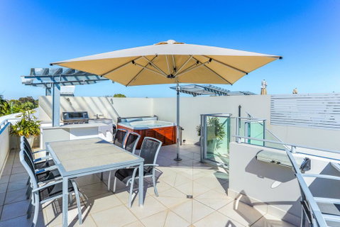 Panoramic River And Ocean Views, Noosaville - Northern Rivers Accommodation 3