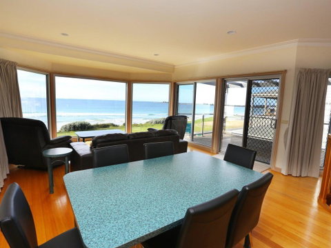 Paradise Cove - Northern Rivers Accommodation 2