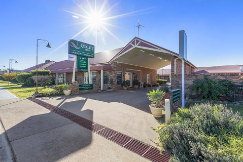 Parkes International - Northern Rivers Accommodation 0