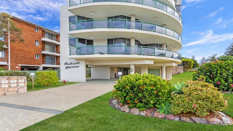 Parkside Marina 1 - CBD Location - Northern Rivers Accommodation 0