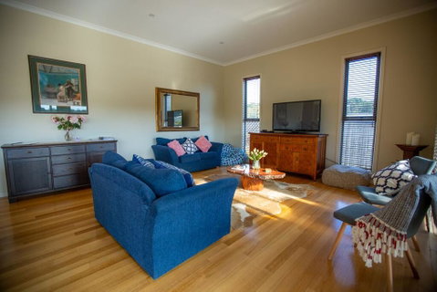 Paula's Place 8 Ti Tree Close Robe - Northern Rivers Accommodation 3