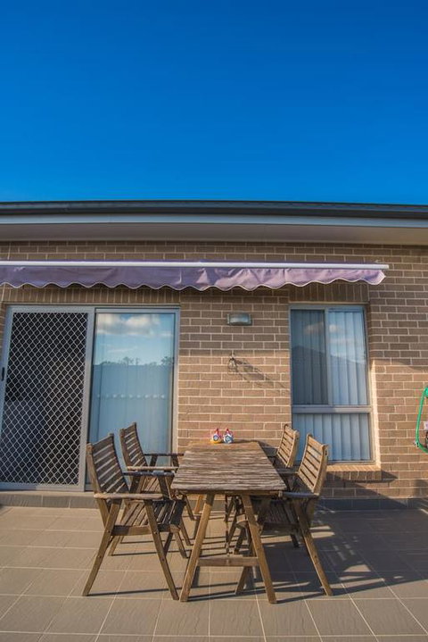 PEACEFUL 2Kingbed RootyHill Townhouse Near Station - Northern Rivers Accommodation 3