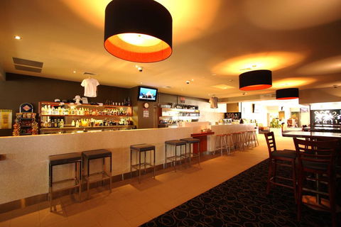 Peden's Hotel - Northern Rivers Accommodation 2