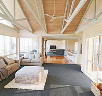 Pelican Lake Holiday House - Northern Rivers Accommodation